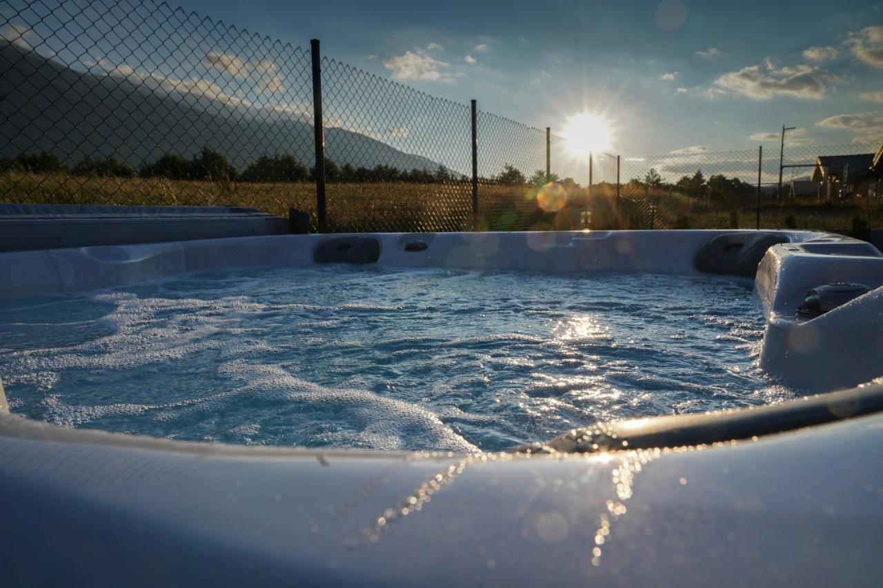 Mountain Villa Aleksia- With Jacuzzi Razlog Luaran gambar